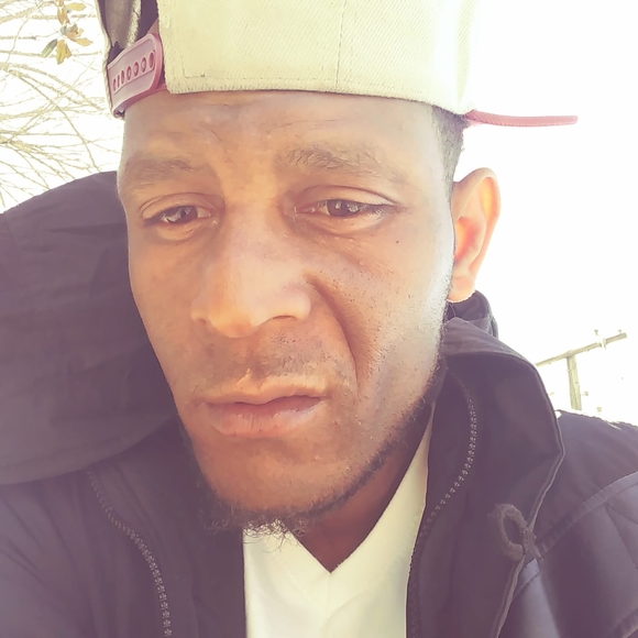 Meet your Posher, Quincy - Picture 1 of 1